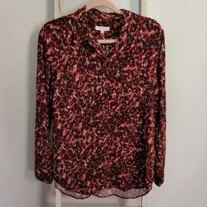 Equipment Femme Medium Slim signature abstract button down top